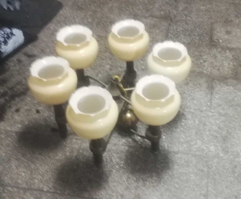 Żyrandol mosiężny PRL