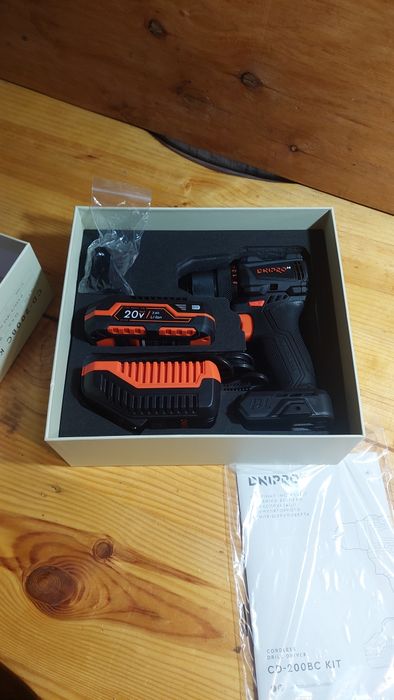 Шуруповерт Dnipro-M CD 200BC KIT