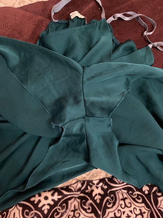 Продам шелковое платьеце