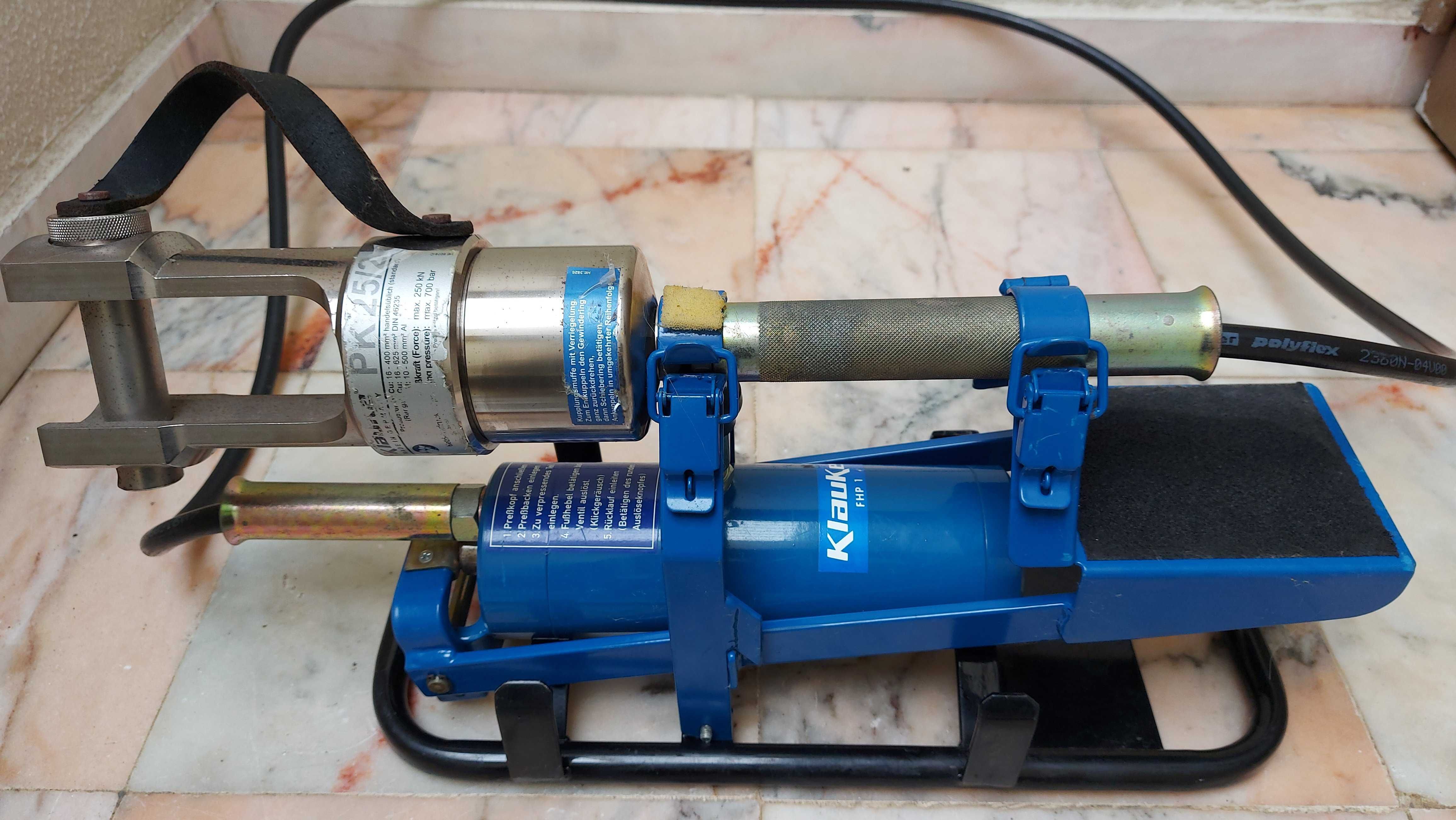 KLAUKE - HK 25/2 Hydraulic crimping tool with foot pump 16 - 625 mm²