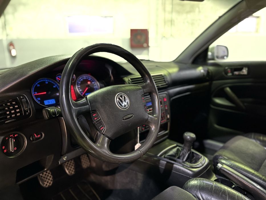 Vw Passat Highline 1.9 TDI PD130 cx.6vel