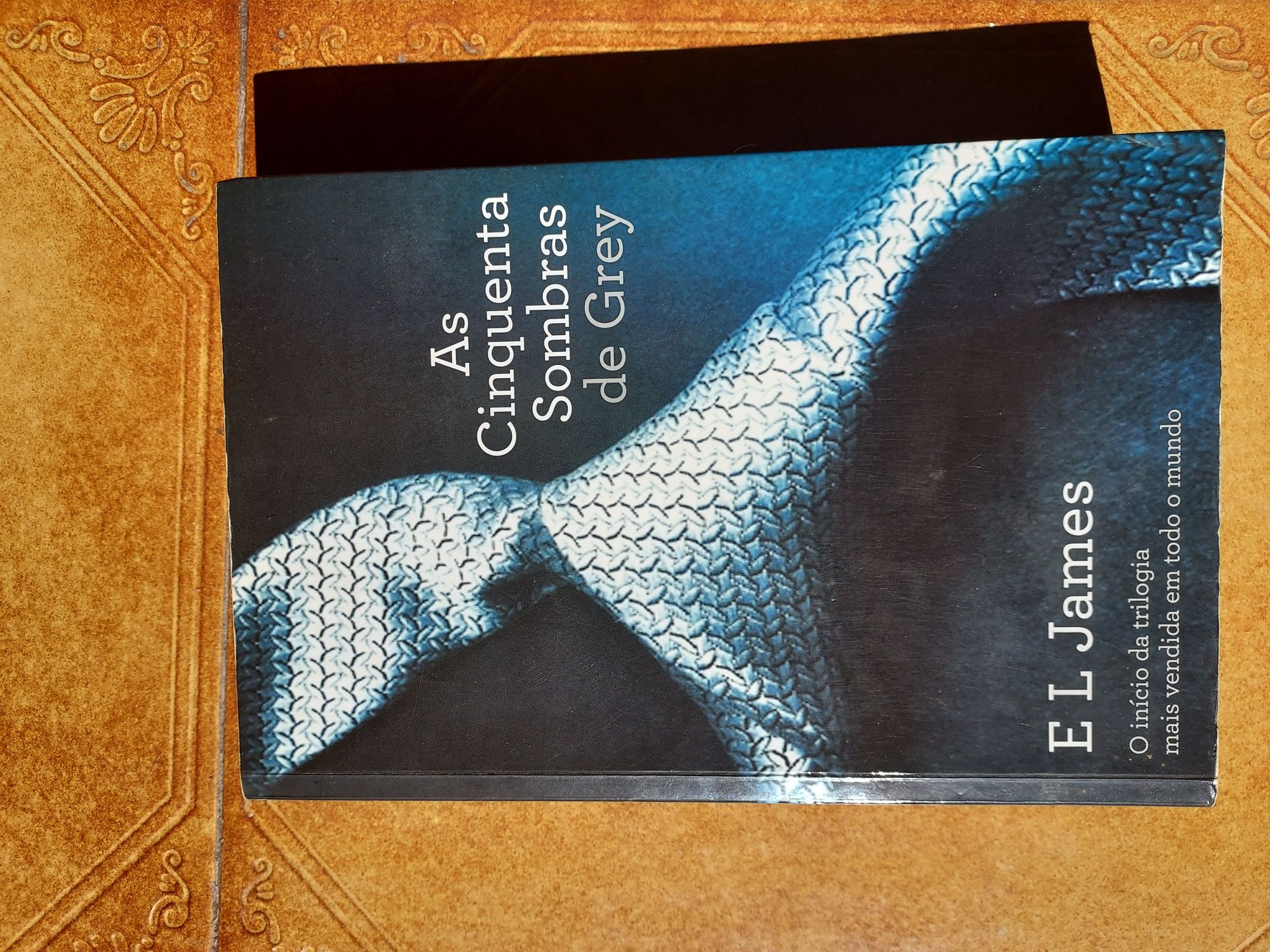 Livros saga twilight cada 5euros