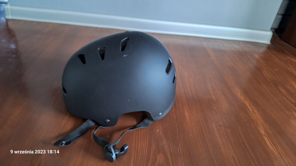 Kask na deskę rolki firefly prostyle Matt 2.0 hs-108