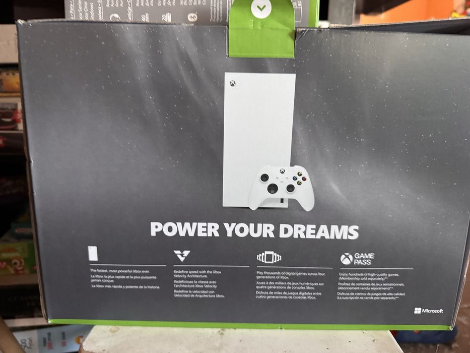Xbox series x series 1TB +2 pady + sluchawki xbox bezprze. + ładowarka