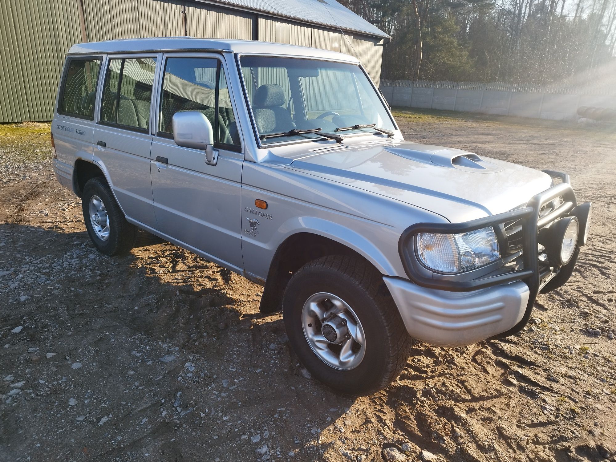 Mitsubishi Hyundai Galloper 4x4 64000tys km oryginał z Niemiec książka