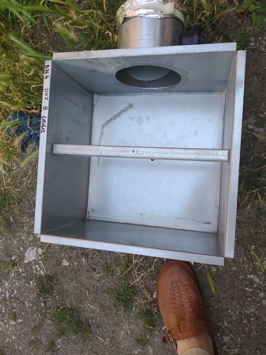 Skrzynka rozprężna z przepustnicą