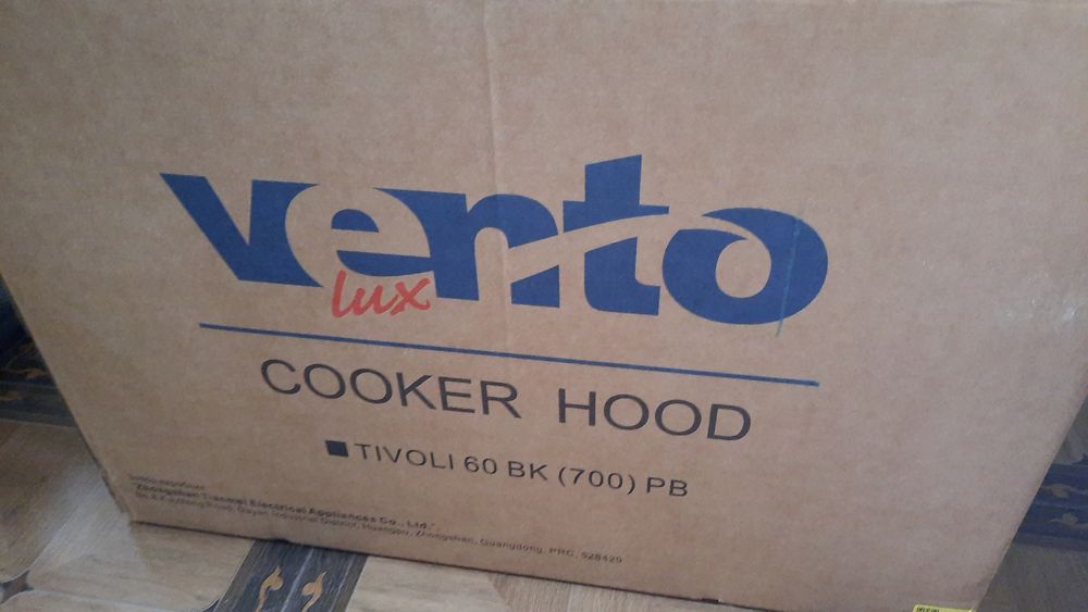 Витяжка кухонна Ventolux Tivoli 60 BK (700) PB