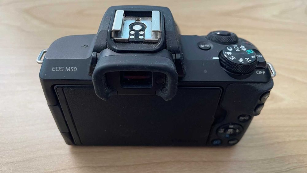 Canon EOS M50 + Objetiva EF-M 15-45mm IS STM – Montagem EF-M
