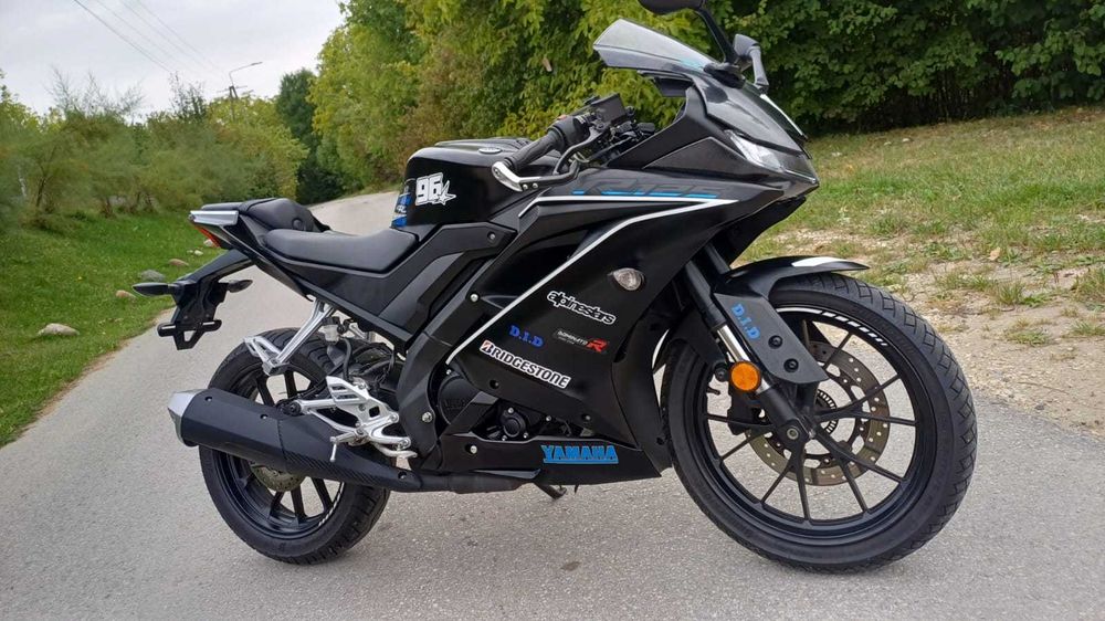 Yamaha yzf 125 r125 cbr abs mt 125