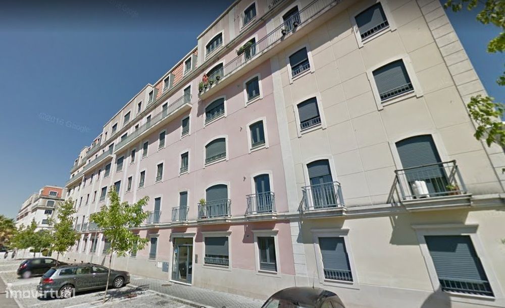 Vende-se Arrumo Grande - Quinta da Seara - Gaia