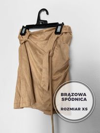 Brązowa spódnica