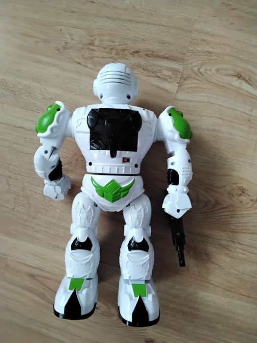 Interaktywny duży robot