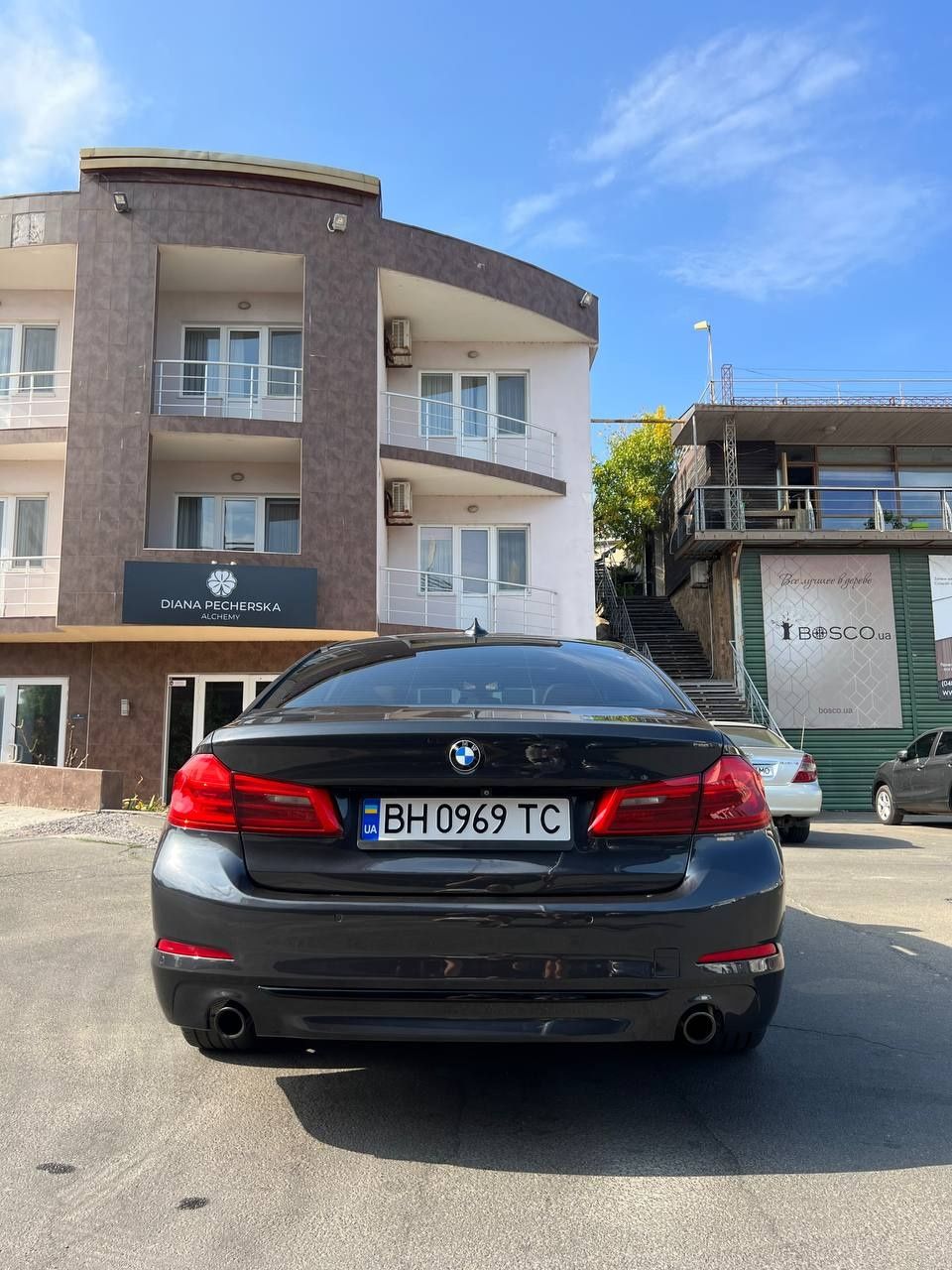 Продам BMW 530E plug in