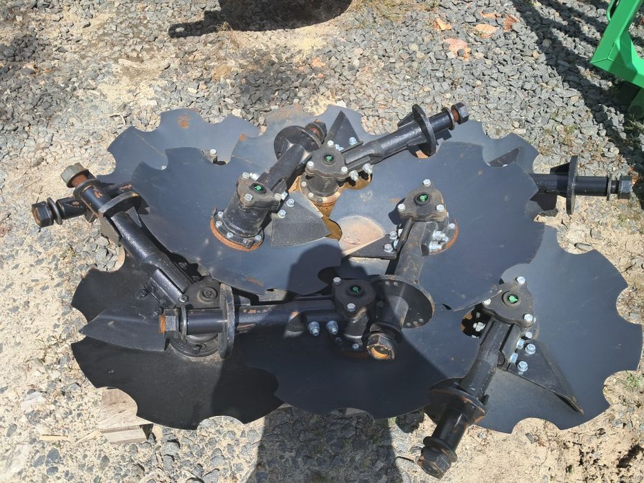 Дископлуг АГН-3.3м Велес Агро прицепна дискова борона тяжка на трактор