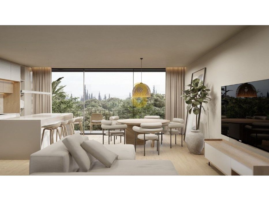 Moradia T3, 2 frentes garagem 2 carros, varandas e terraços.