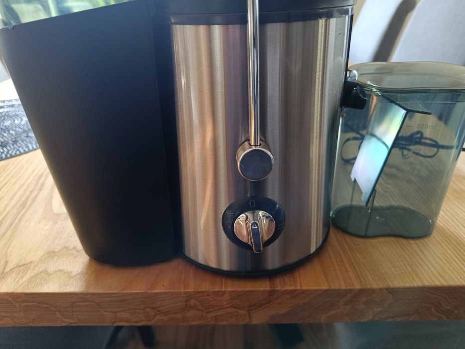 SOKOWIRÓWKA Wyciskarka owoców i warzyw