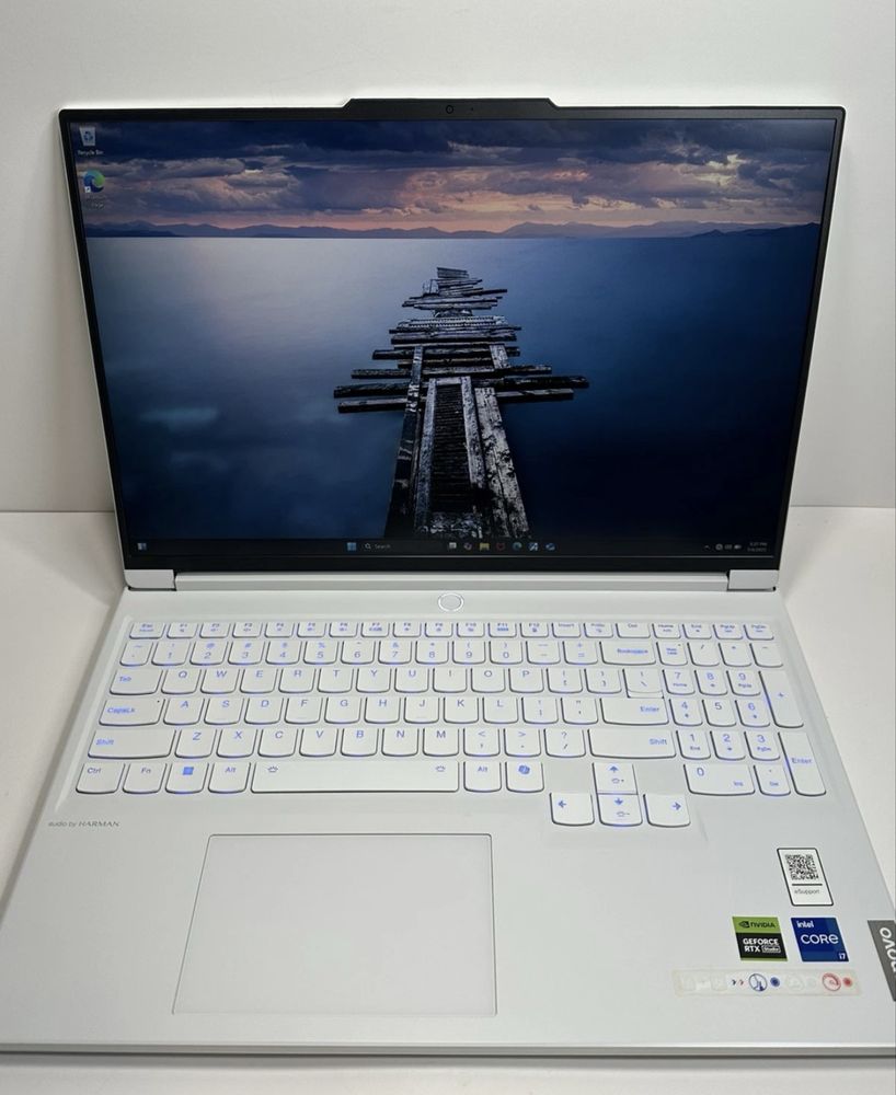 Legion 7 16' QHD+ 240hz, i7-14700HX, RTX 4060, 64GB RAM, 4TB SSD