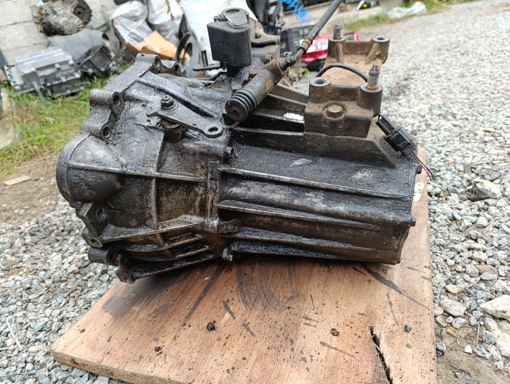 КПП коробка передач2.0 2.4 2WD 4WD G4JS G4JP Hyundai Santa Fe 1  Sonat
