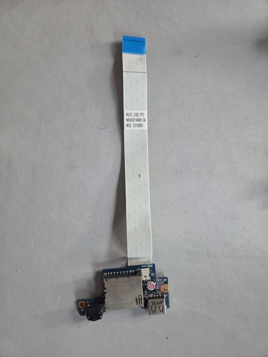 Sprzedam moduł USB SD do laptopa Lenovo G70-80