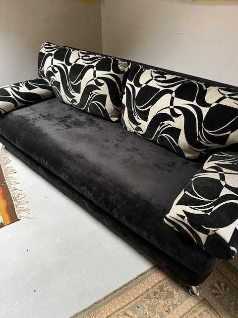 Sofa czarna welur