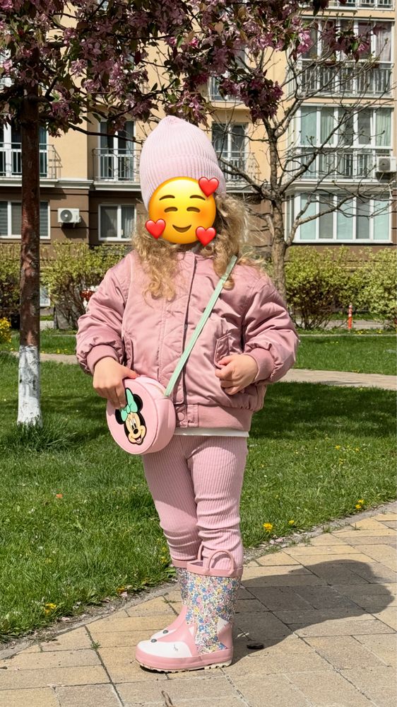 Осіння куртка zara