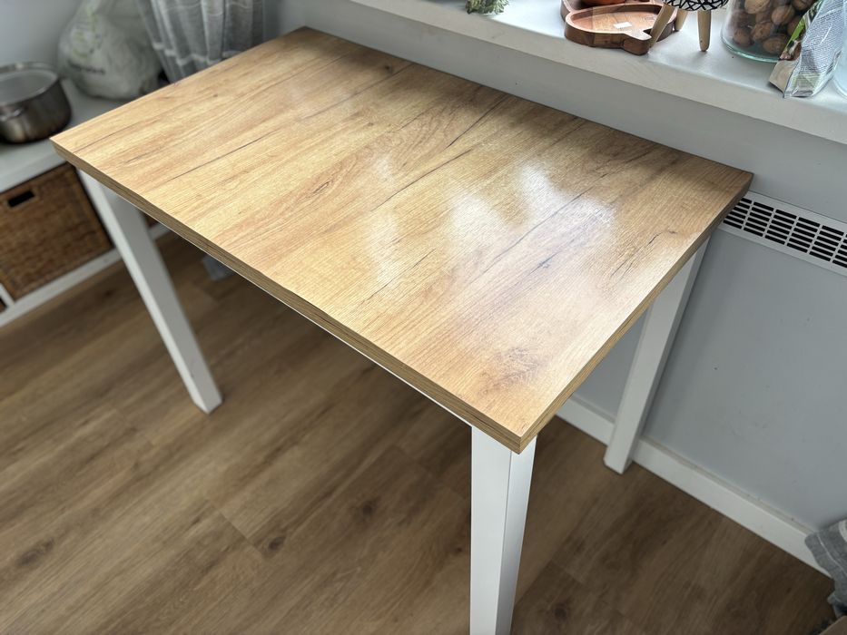 Stół do kuchni jadalni