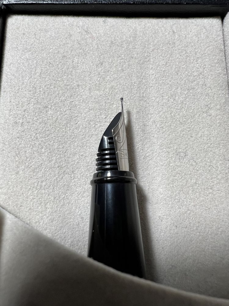 Sheaffer 300 - medium