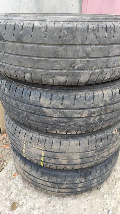 Продам резину с дисками на шкоду фабиа лето 175/70 r14