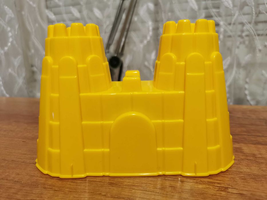forma foremka do piasku, piaskownicy 10 cm / nowa z naklejką MARIOINEX