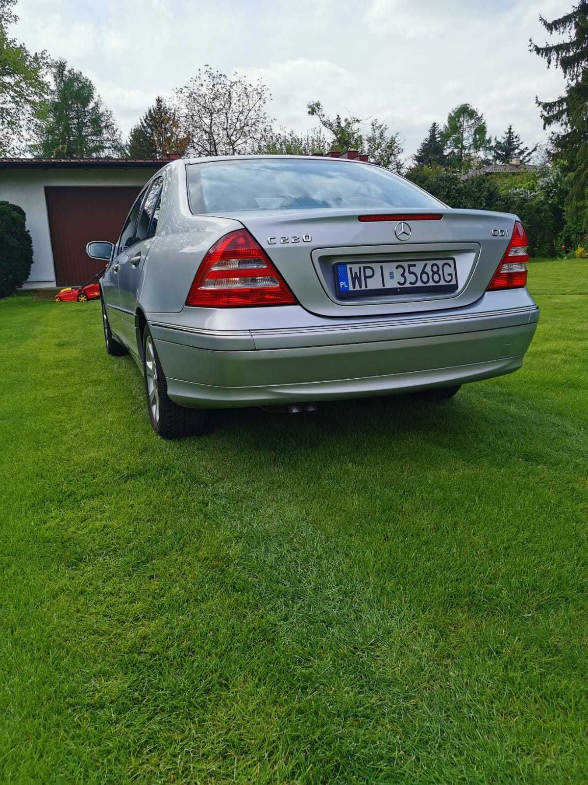 Sprzedam Mercedes C 203