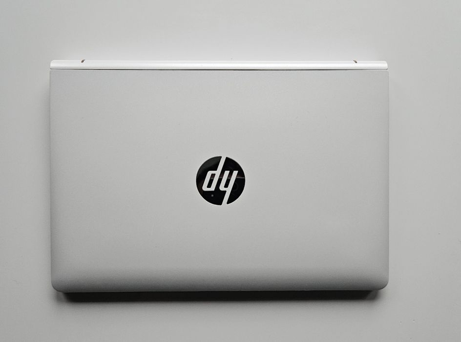 HP Pavilion x2 Detachable - 64GB; 2GB RAM; 10,1`dotykowy, obracany 3w1