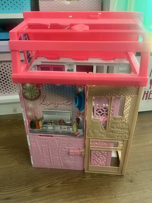 Domek skladany  dla  barbie, lalek