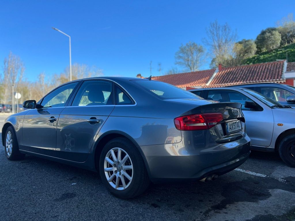 Audi A4 2.0TDI 141,000 KMS Ano 2012