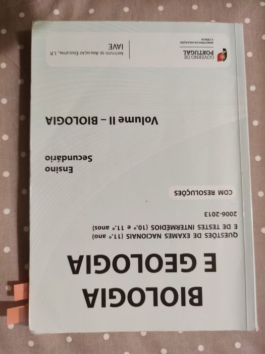 Livro preparação exame BG e FQ IAVE