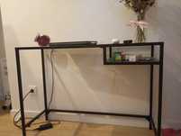 Escrivaninha, mesa para computador, notebook.