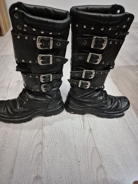 Чоботи, крафтові.