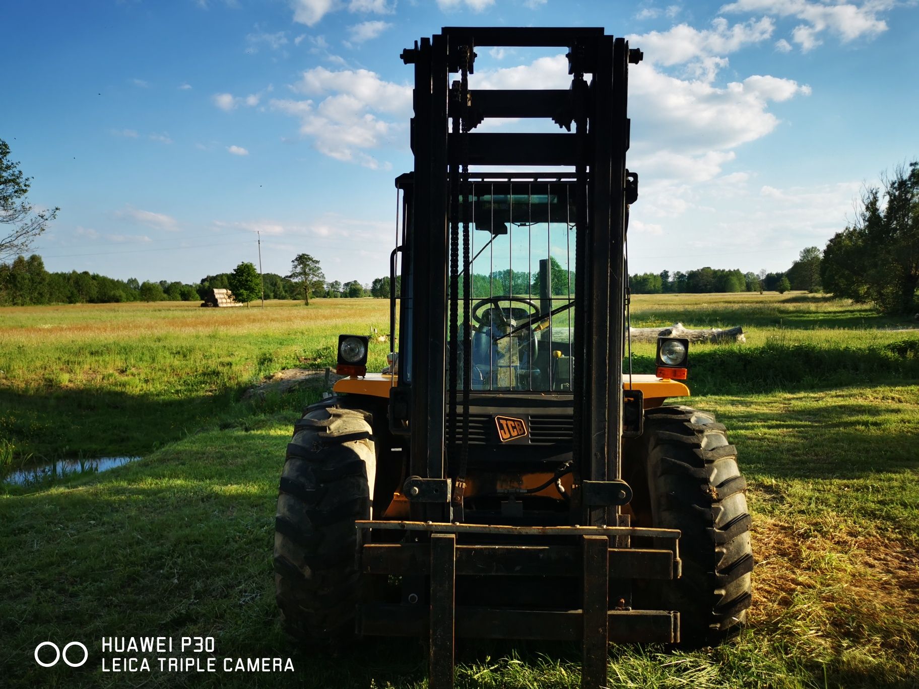 Wózek widłowy jcb 926 terenowy