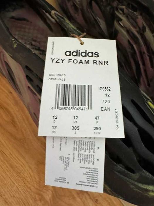 Buty Adidas Yeezy boost Yeezy foam rnr mx carbon 47