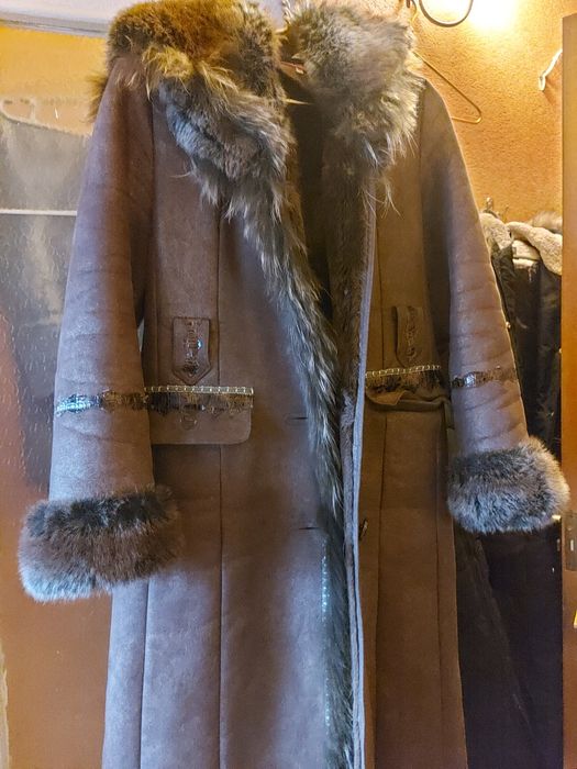 Продам дубленку женскую