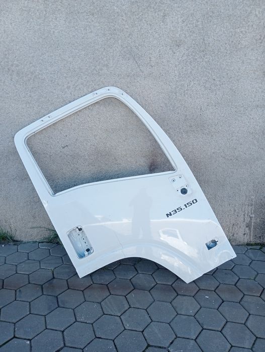 Porta direita Isuzu