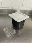 Cambro czarny pojemnik gastronomiczny GN 1/6