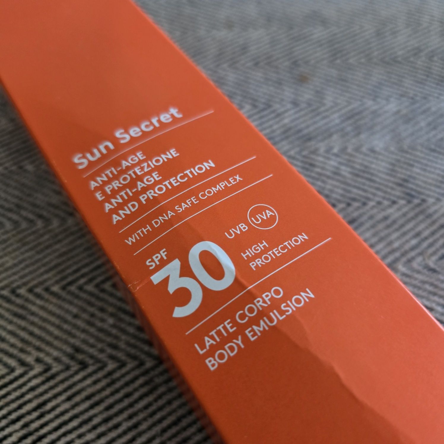 KORFF Sun Secret Przeciwstarzeniowy balsam do ciała SPF 30 100 ml