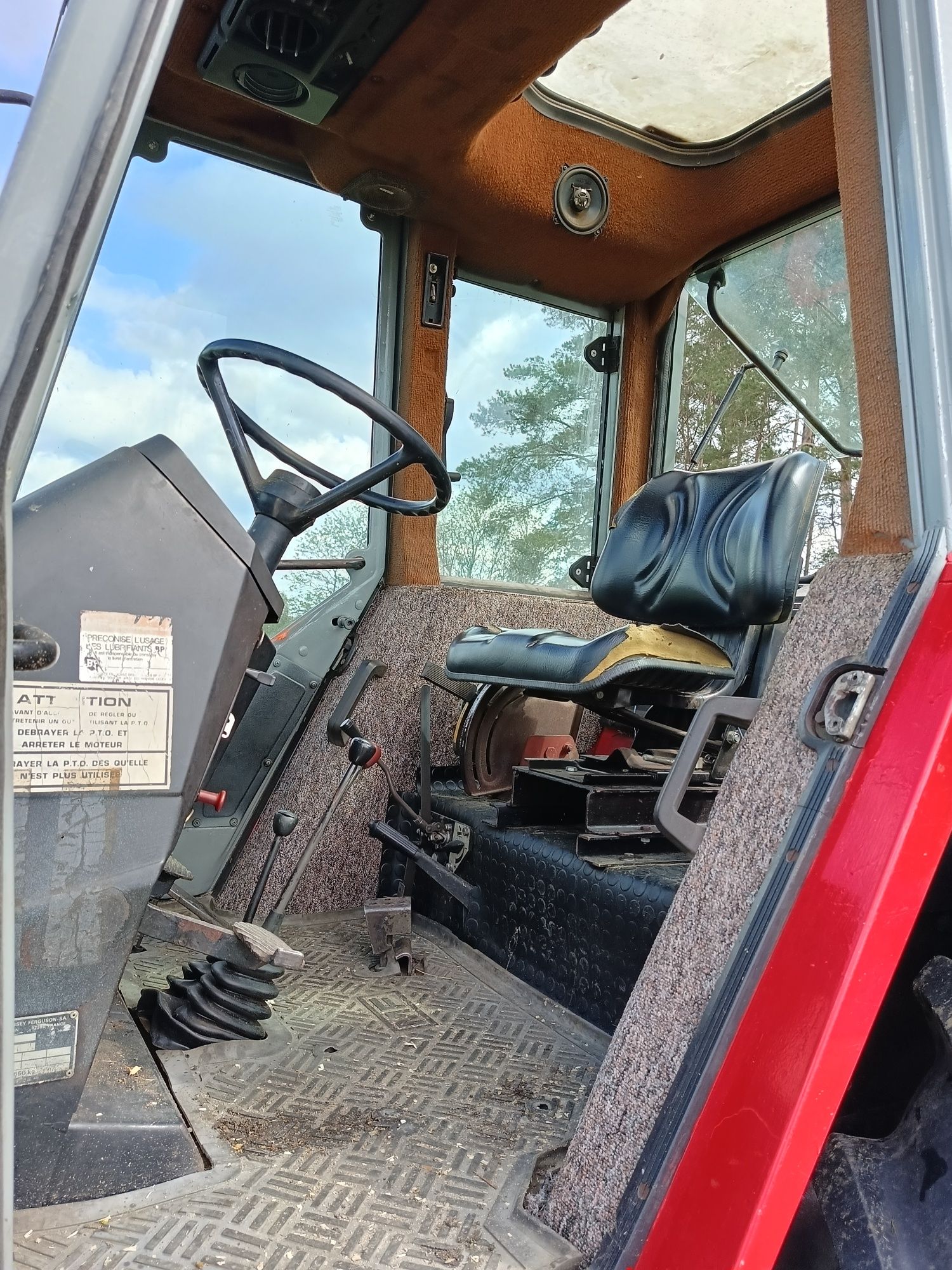 Massey Ferguson 698