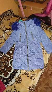 Зимова куртка для дівчинки B&Q на 6 років