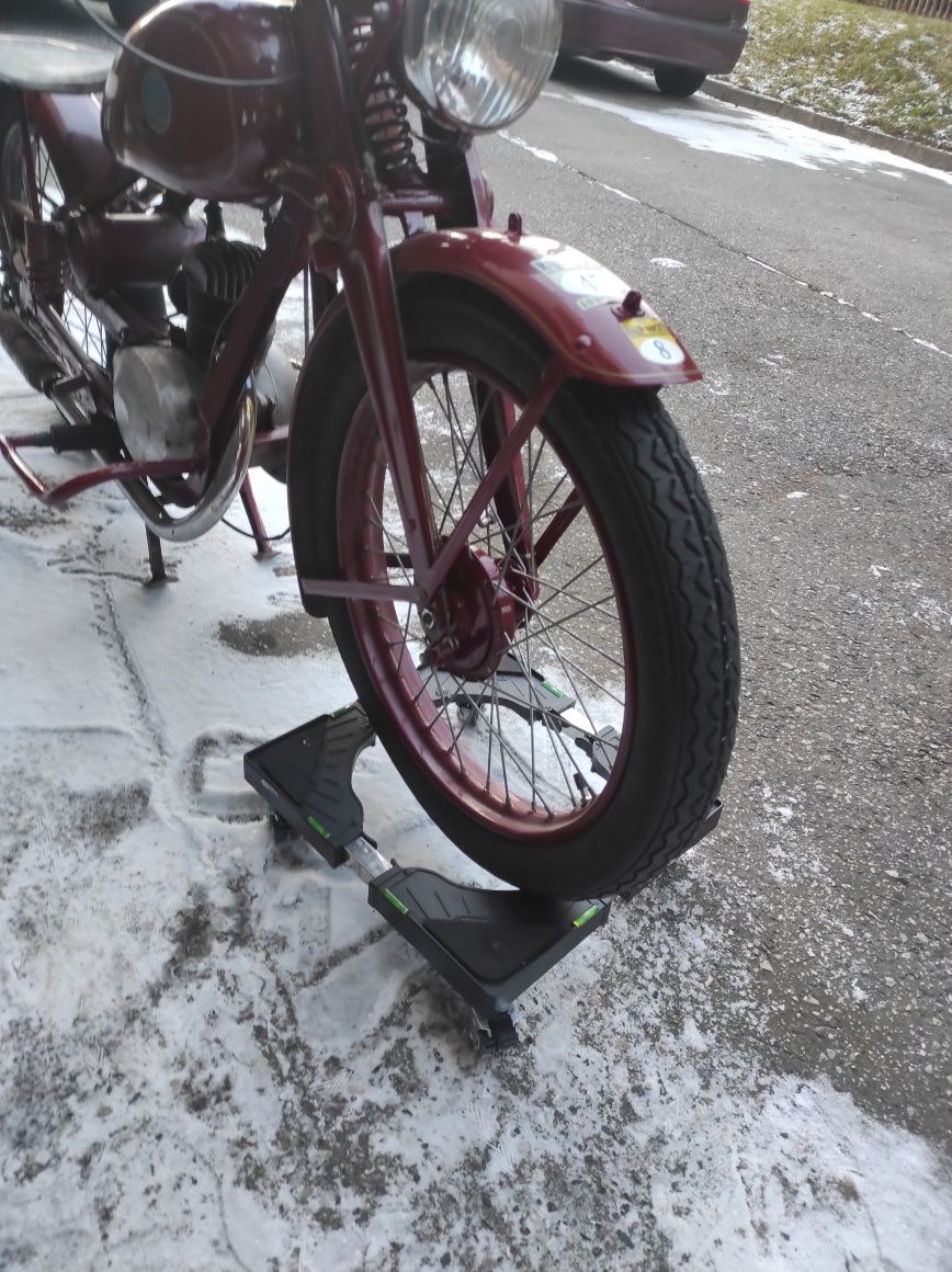 Stojak  na motor pralkę