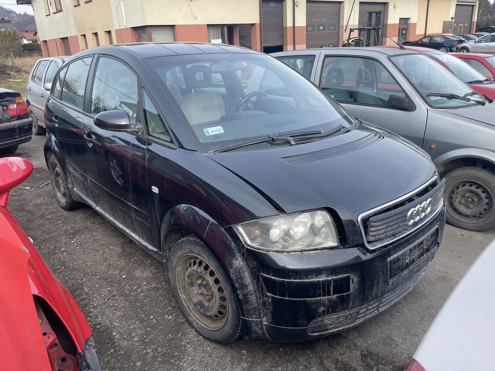 Na części Audi A2 1.4 TDI silnik BHC skrzynia GPK kod lakieru LZ9W