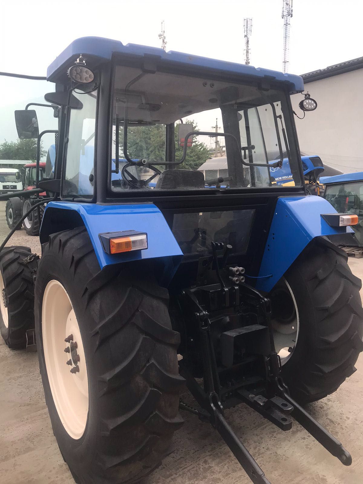 Трактор New Holland TL5060 МТЗ/YTO