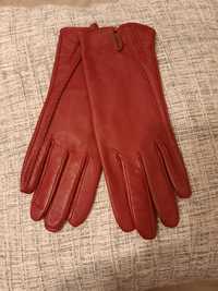 Nowe, skórzane, burgundowe rękawiczki M
