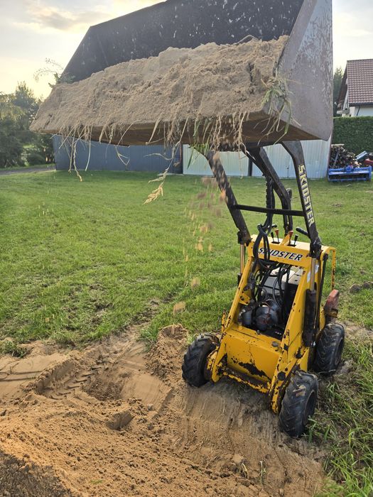 Miniładowarka Skid Steer 4x4