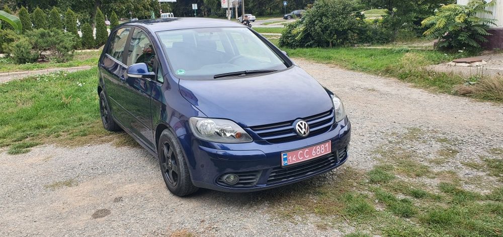 Фольксваген Гольф Плюс 1.6 бензин 2006р.в.